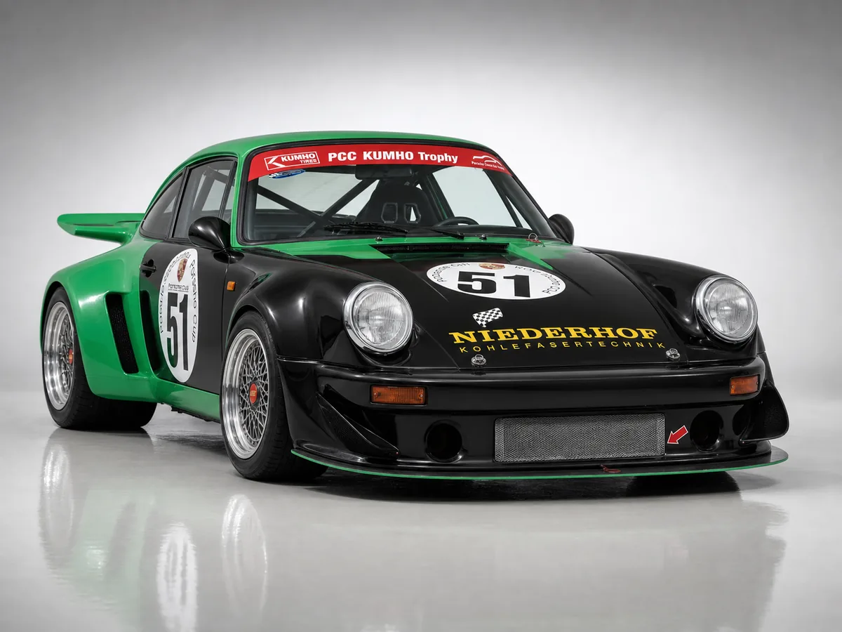 Porsche 911 RSR 74