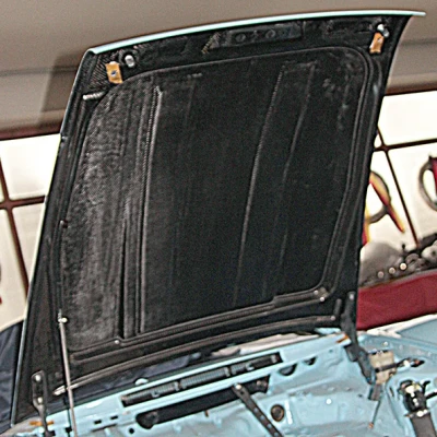 Kofferraumhaube in Sicht-Carbon